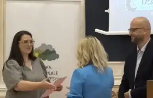 Diplomohen 80 asistentë për mbështetjen e fëmijëve me nevoja të veçanta