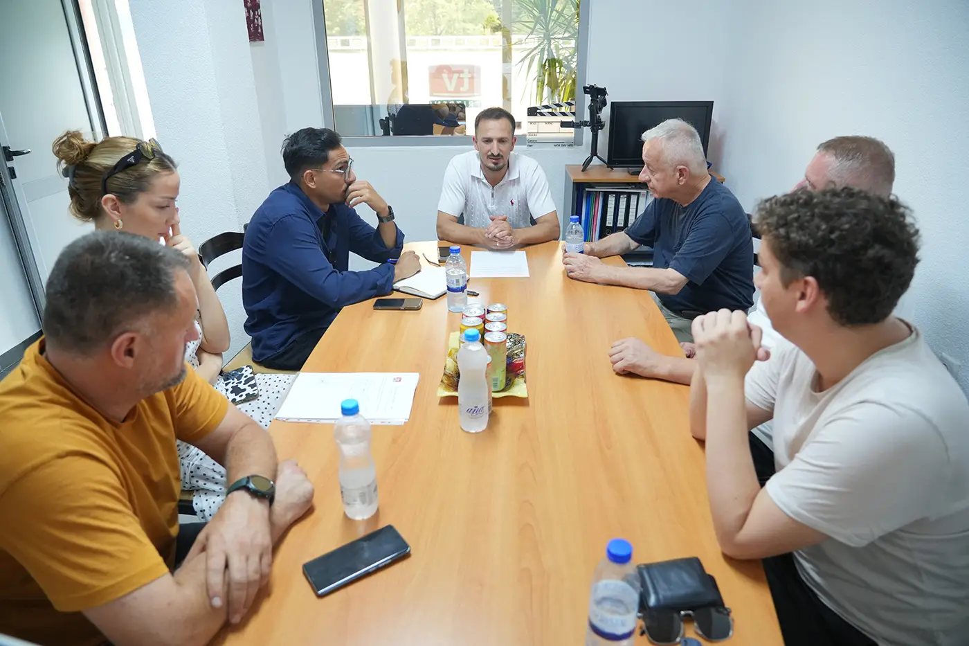 U mbajt takimi informues me gazetarë dhe përfaqësues të mediave në Prizren