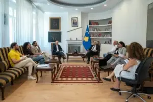 Nis procesi për licencimin e udhërrëfyesve turistikë në Kosovë