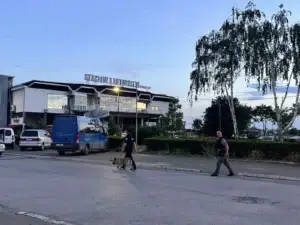 Policia: Informata për mjet shpërthyes në Stacionin e Autobusëve në Prishtinë, alarm i rrejshëm