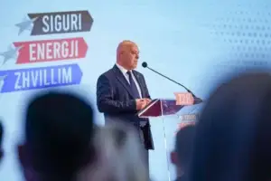 Ardian Gjini premton ngritje të pragut për TVSH-së nga 30 mijë në 100 mijë euro