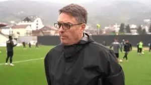 FC Liria rinovon me Ismet Munishin, firmos kontratë trevjeçare