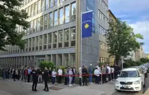 KQZ: Ka përfunduar votimi në 26 përfaqësi diplomatike, pjesëmarrje 80.85%