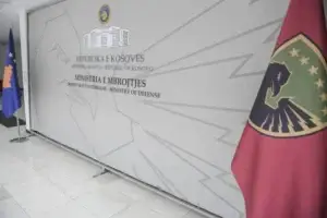 Ministria e Mbrojtjes: Kosova nuk është ftuar në Samitin e NATO-s sepse nuk është shtet anëtar