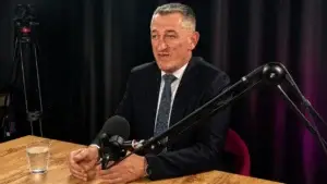 Rashiq për Vuçiqin dhe Radoiçiqin: Mosreagimi i presidentit serb tregon sa të ndërlidhur janë