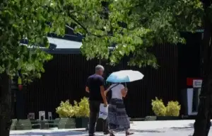 IKSHPK-ja apelon për kujdes shkaku i temperaturave të larta gjatë fundjavës