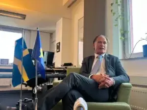 Ambasadori suedez për gazin amerikan: Vendimi i takon Qeverisë, e rëndësishme që Kosova të ketë furnizim të qëndrueshëm me energji