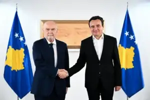 Kurti priti në takim sekretarin e Përgjithshëm të OSBE-së