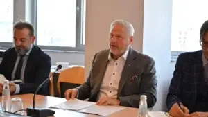 Terras: Kurti të tregojë vizion shtetëror për të ndërtuar një koalicion funksional