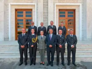 Oficerë të FSK-së diplomojnë në Republikën e Shqipërisë