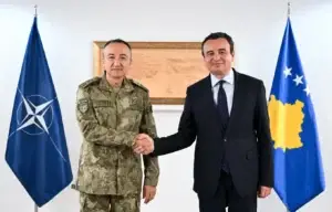 Kurti e komandanti i KFOR-it shqyrtojnë mundësitë për zgjerimin e bashkëpunimit