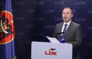 Zemaj: LVV-ja duhet ta thërrasë seancën, askush s’është mbi institucionet