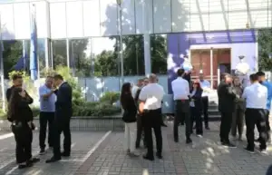 PDK-ja sërish para Qeverisë, Mustafa: Kurti është uzurpator, të vazhdojë seanca konstituive