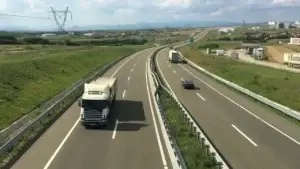 Sot nuk ka kufizime për kamionët mbi 20 tonë