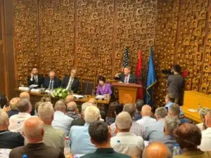 DioGuardi: Shqiptarët për shekuj me radhë janë varrosur nga armiqtë e tyre