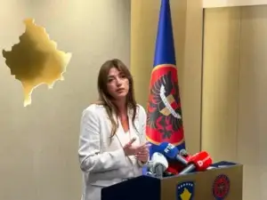 Haxhiu pas takimit me liderët politikë: Kosova nuk ka nevojë për zgjedhje të reja, por për marrëveshje