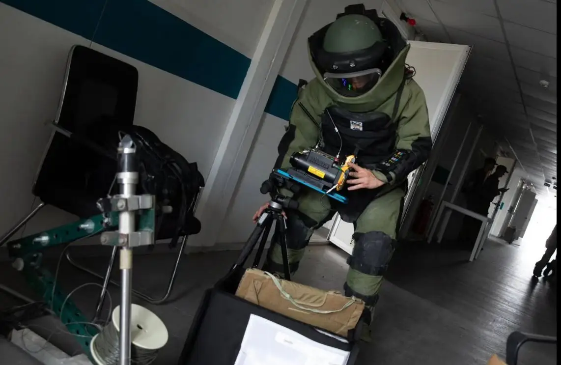 Kostume bombash, robotë dhe rreze X: KFOR zhvillon trajnim special në Bondsteel