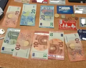Nxënësja në Prizren e gjen dhe e dorëzon kuletën me para në Polici