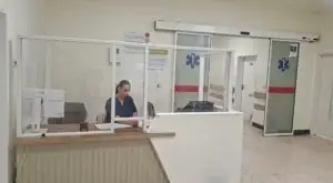 Dy vdekje dhe 929 shërbime emergjente gjatë vikendit të fundit në Qendrën Emergjente të QKUK-së