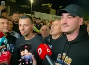 Endrit Thaçi falënderon shqiptarët në protestë: Populli është me UÇK-në, ushtria është e pastër