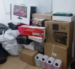 Pajisje kompjuterike, tekstil e duhan: Rreth 1 mijë artikuj sekuestrohen në Han të Elezit