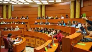 Thaçi, Veseli, Krasniqi dhe Selimi shpallen “Qytetarë Nderi” të Tiranës