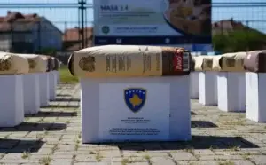 Shpërndahen 1 mijë e 400 pako ushqimore për familjet dhe kategoritë e cenueshme në tetë komuna të Kosovës
