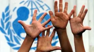 UNICEF në Kosovë nënshkruan partneritete me gjashtë komuna për përmirësimin e jetës së fëmijëve