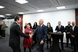 Kurti priti përfaqësues shqiptarë nga Presheva, Medvegja, Bujanoci dhe Pazari i Ri: Bashkimi s’duhet të përfundojë