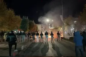 Policia jep detaje për protestën, tregon pse përdori gazin lotsjellës