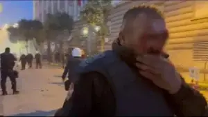 35 të ndaluar e 14 policë të lënduar nga protesta në Tiranë, Policia bën thirrje të ndalet dhuna