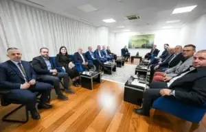 Kurti-shqiptarëve të Luginës: Me votë kundër diskriminimit