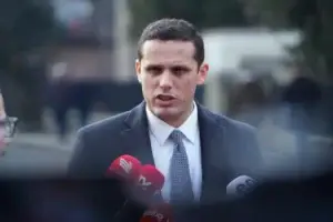 Gruda: Ndryshimet e Ligjit për Specialen s’kanë asnjë gabim, qëndroj prapa çdo shkronje