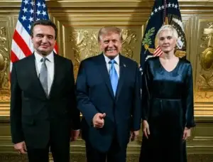 Kurti publikon foton me Presidentin Trump: E falënderova për investimet në mbrojtje
