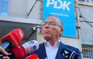 Hamza: S’ka takim për presidentin pa u miratuar në lexim të dytë Ligji për Specialen