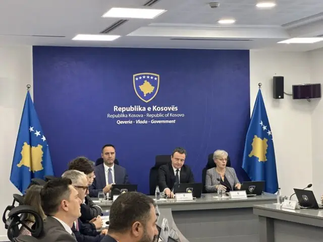 Kurti: Një çerekshekulli pas humbjes së Millosheviqit dhe Sheshelit, humbën edhe pasardhësit e tyre politikë