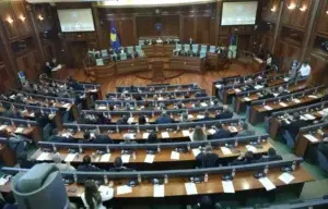 Votohet në parim Projektligji për ndryshimin e Ligjit për Specialen