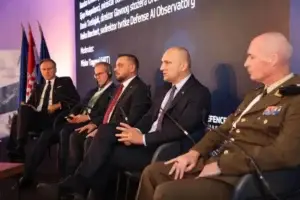 Ministri Maqedonci dhe homologu kroat dakordohen për bashkëpunim në mbrojtje, trajnime dhe shkëmbim informacioni