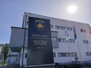 Letra e Arlinda Zekajt për Prokurorinë e Pejës: Uroj që të mos vijë dita kur ju dhe institucionet përgjegjëse të detyroheni të jepni llogari vetëm pasi të jetë marrë jeta ime