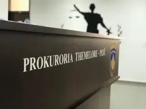 Prokuroria e Pejës sqaron veprimet institucionale para tragjedisë: Viktima kishte urdhërmbrojtje për gjashtë muaj – “ajo kishte kërkuar të kthehej në shtëpi”