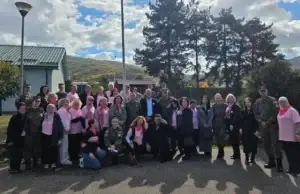 Tetori rozë, stafi i QKMF-së në Prizren promovoi rëndësinë e kujdesit për shëndetin e grave në kazermën e FSK-së
