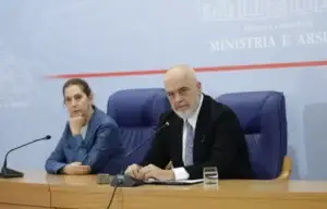 Rama: Janë plagosur më shumë policë sesa protestues, po diskutojmë uljen e moshës për dënimin penal