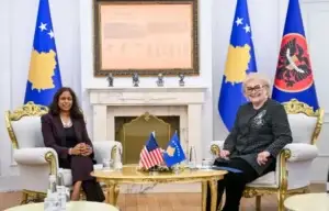 Presidentja takon Prattipatin – flasin për koordinim, bashkëpunim e avancim të pozitës së Kosovës