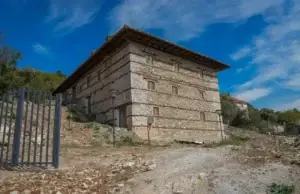 Shpëtohet nga rrënimi Kulla e Pjetër Prenkpalaj në Zym të Hasit